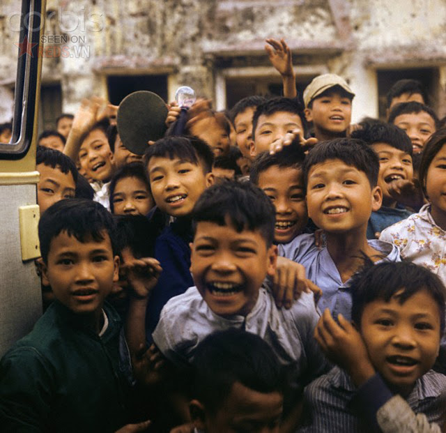 Bắc Việt 1973: Những nụ cười lóe lên từ chết chóc