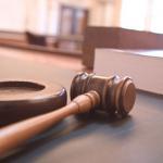 Phân biệt thừa phát lại – công chứng – luật sư